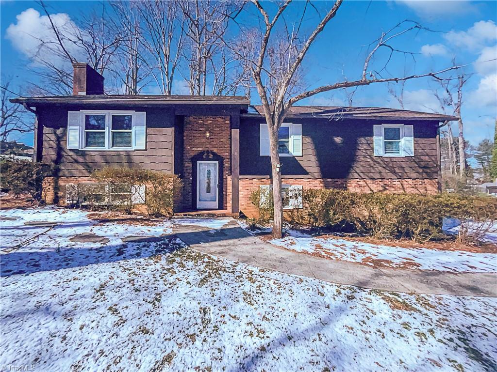 2920 Hopewood Lane Property Photo