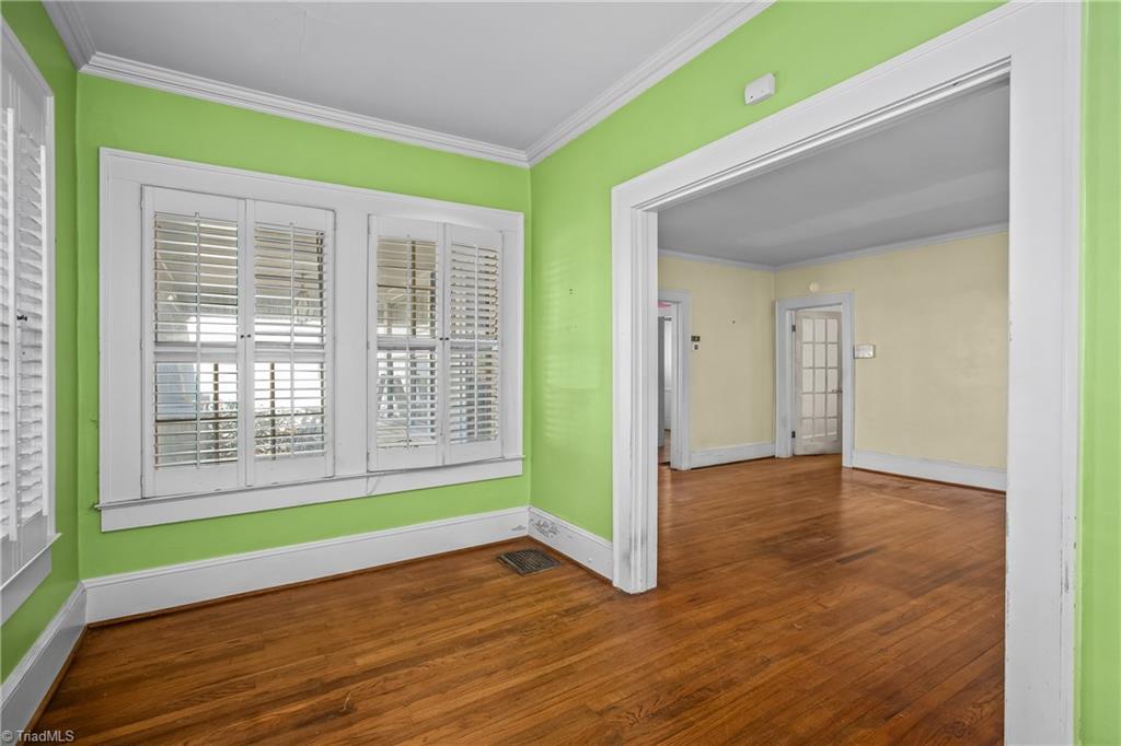 231 Edgedale Drive Property Photo 8