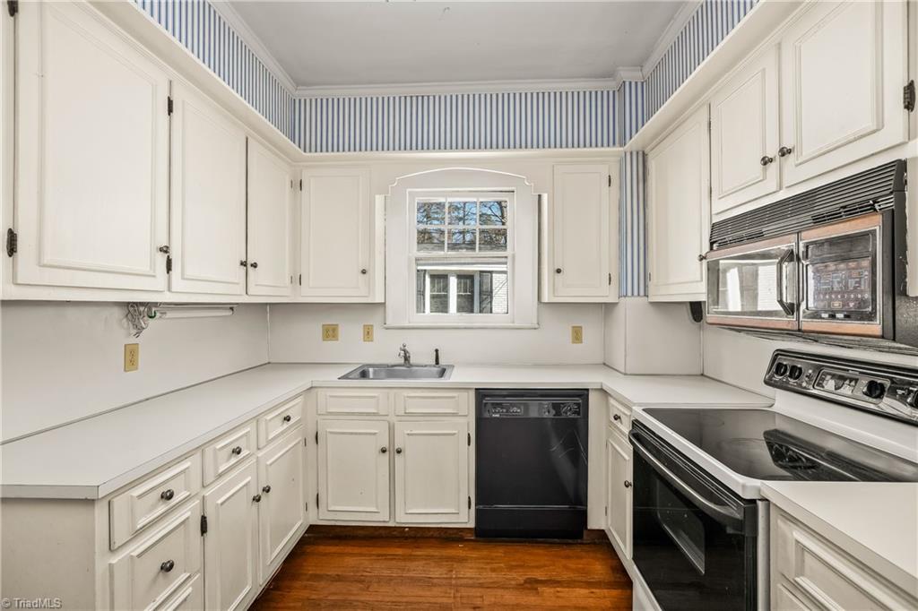 231 Edgedale Drive Property Photo 17