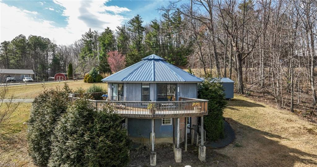 127 Grindstone Lane Property Photo