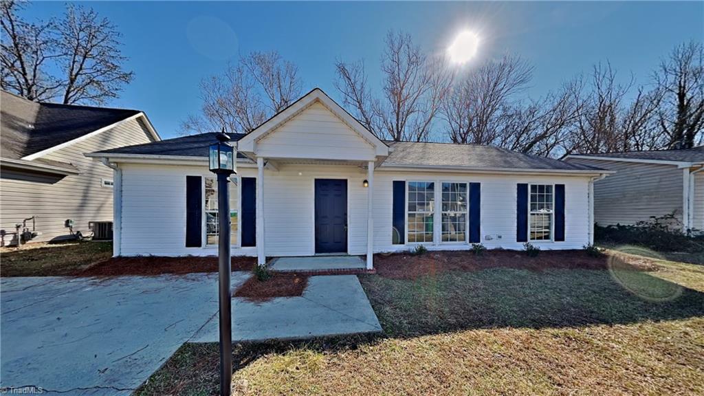 2122 Carlisle Way Property Photo