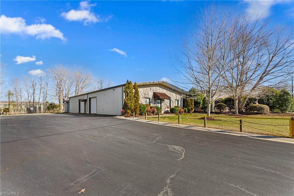 133 Woodlawn Road Property Photo 4