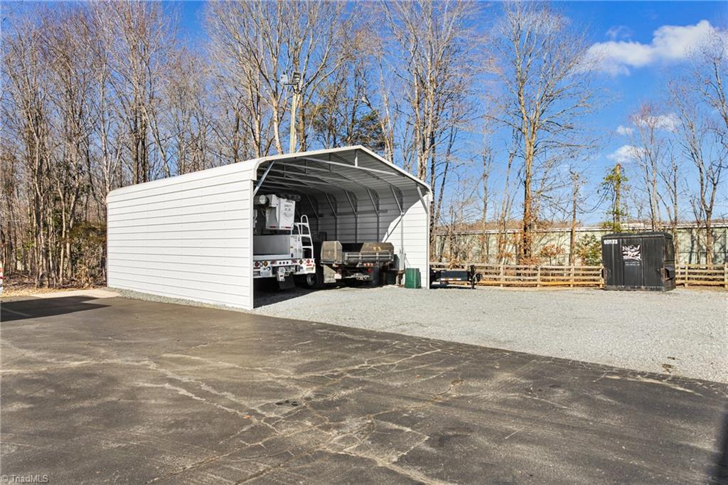 133 Woodlawn Road Property Photo 14