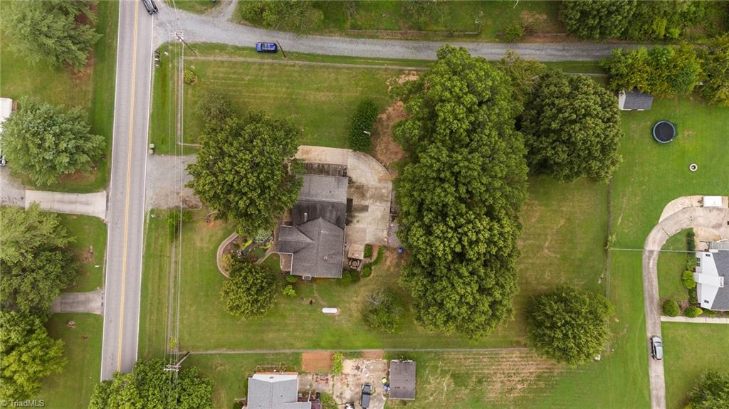 525 David Smith Road Property Photo 1