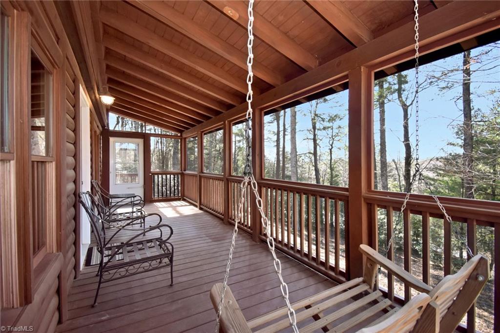 218 Doe Run Property Photo
