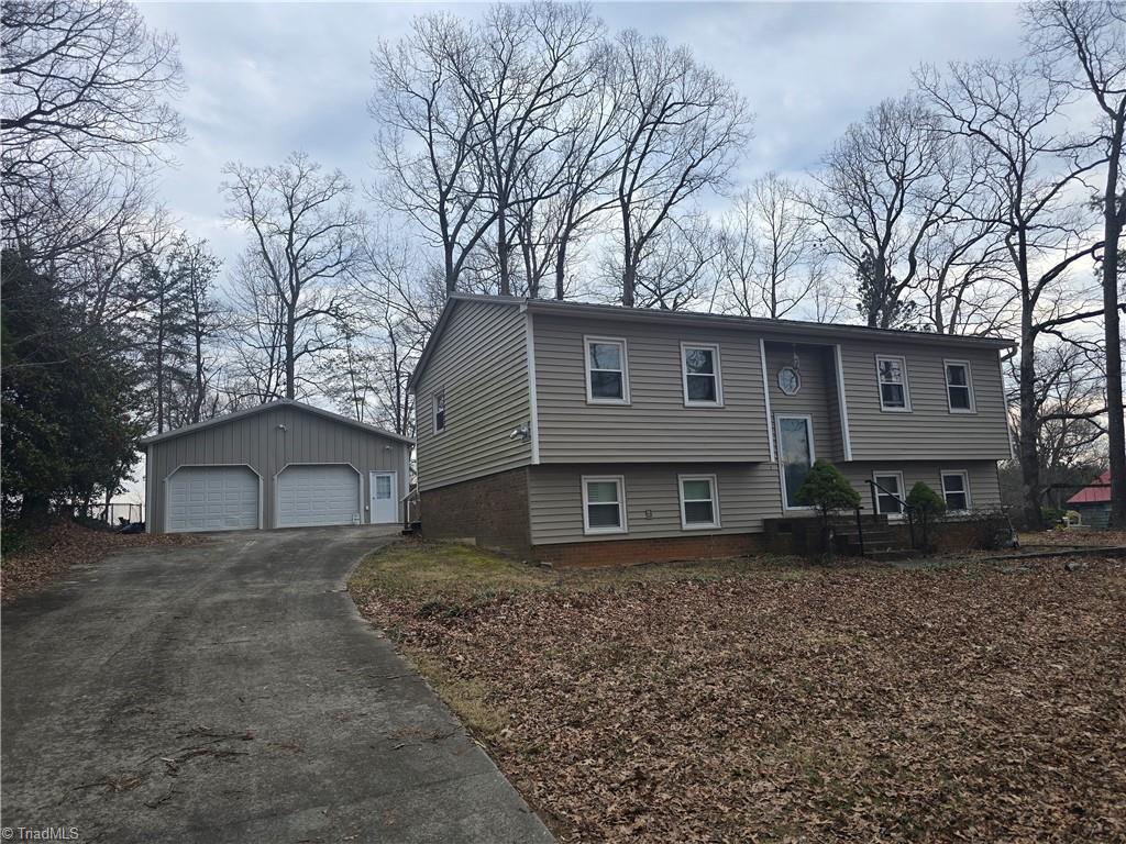 5195 Pine Hall Road Property Photo