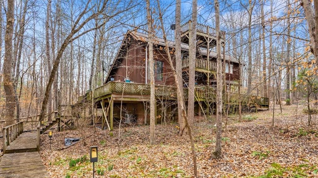 201 Yodle Lane Property Photo