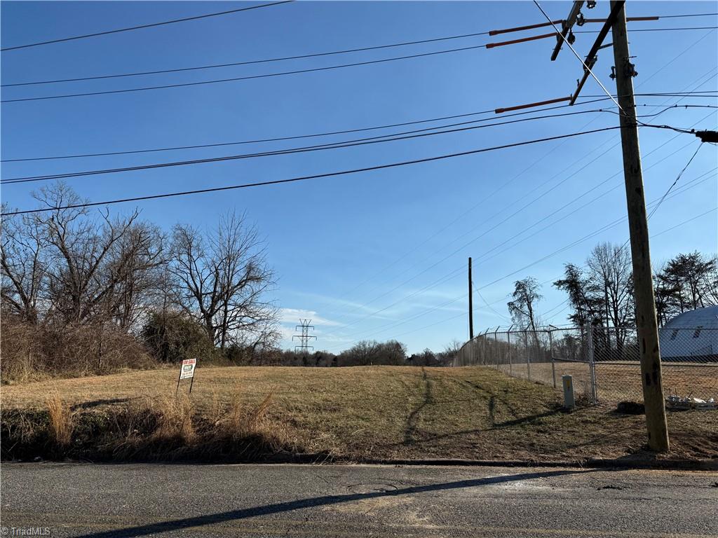 434 Galloway Street Property Photo 5