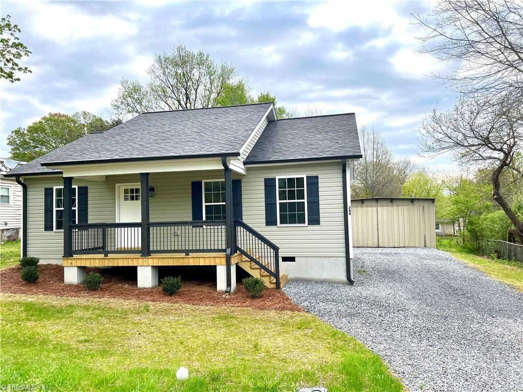 209 S 4th Avenue Property Photo