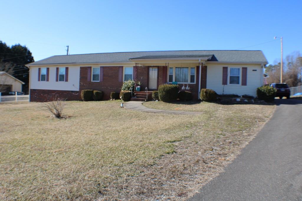 24053 Real Estate Listings Main Image