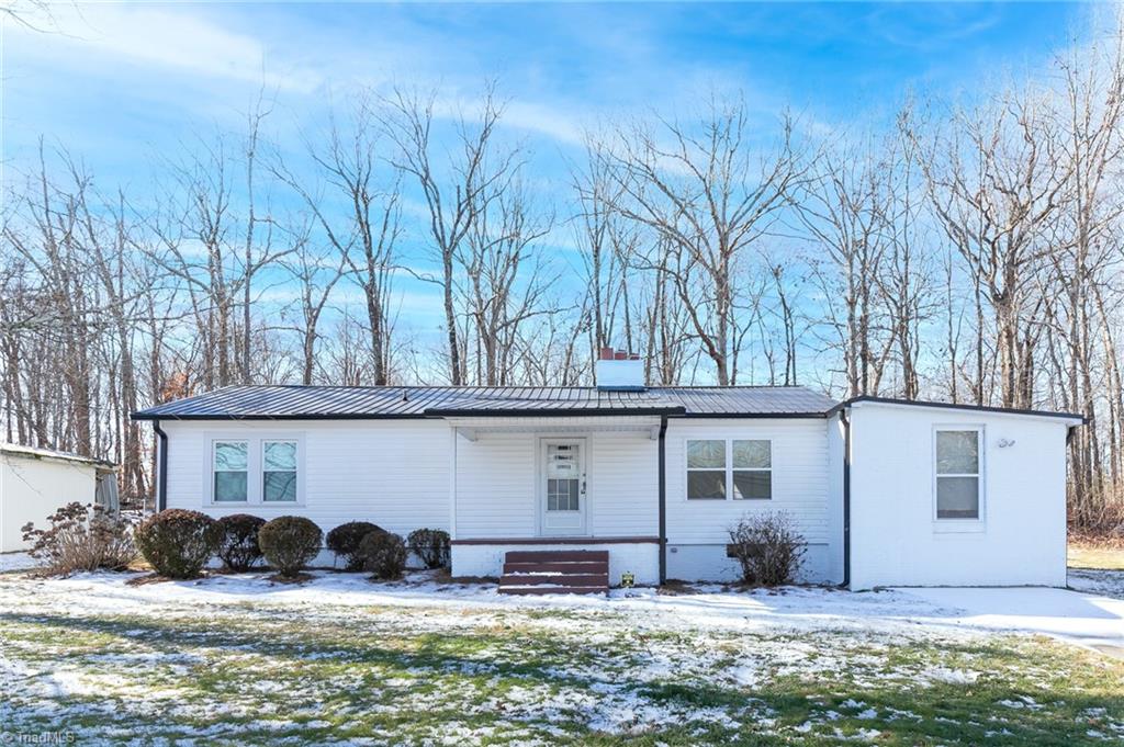 318 Lee Road Property Photo