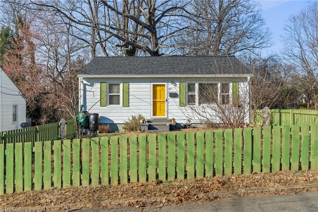 215 W Brookline Street Property Photo