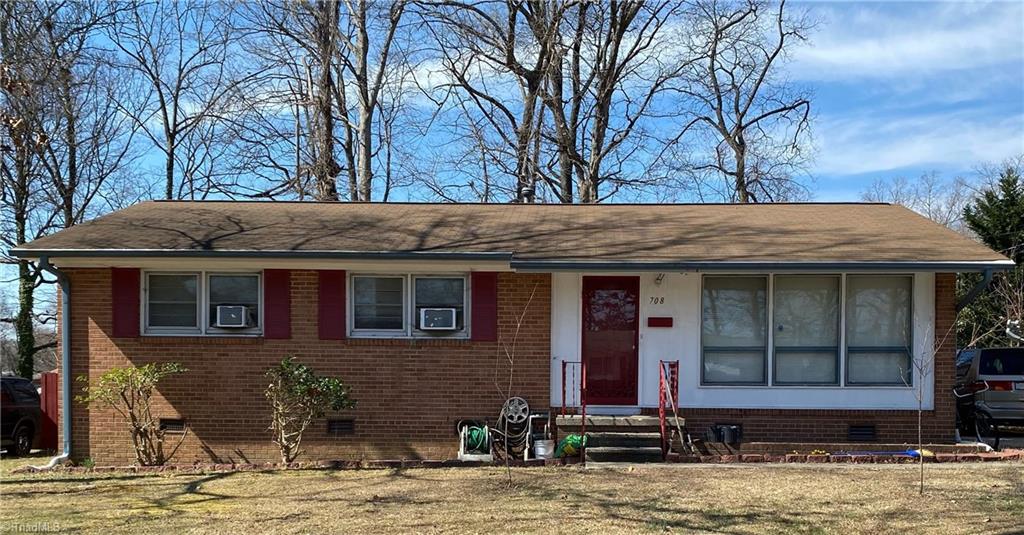 708 Mobile Street Property Photo