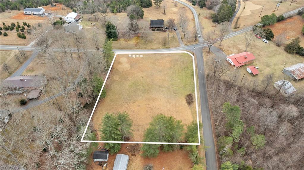 00 Berry Lane Property Photo