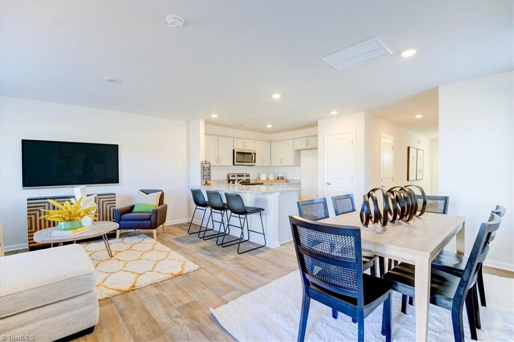 519 Fife Court Property Photo 7