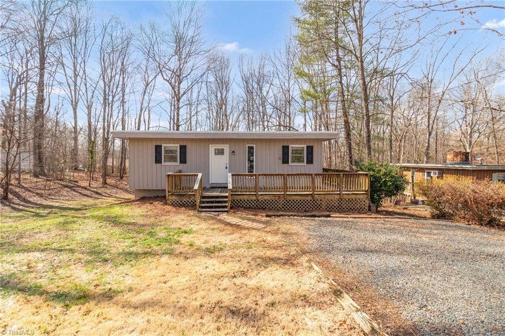821 Carter Street Property Photo
