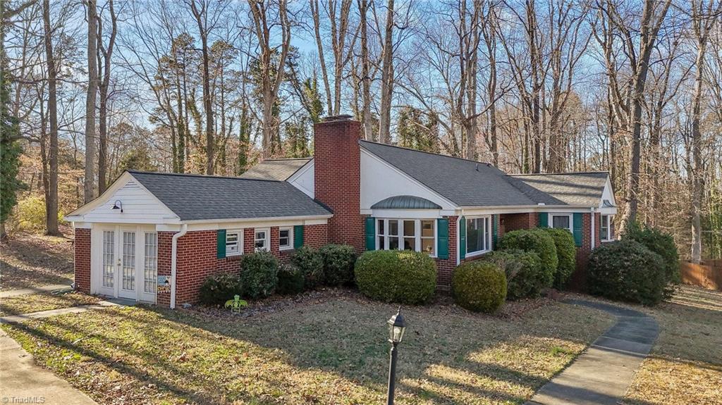 125 Circle Drive Property Photo