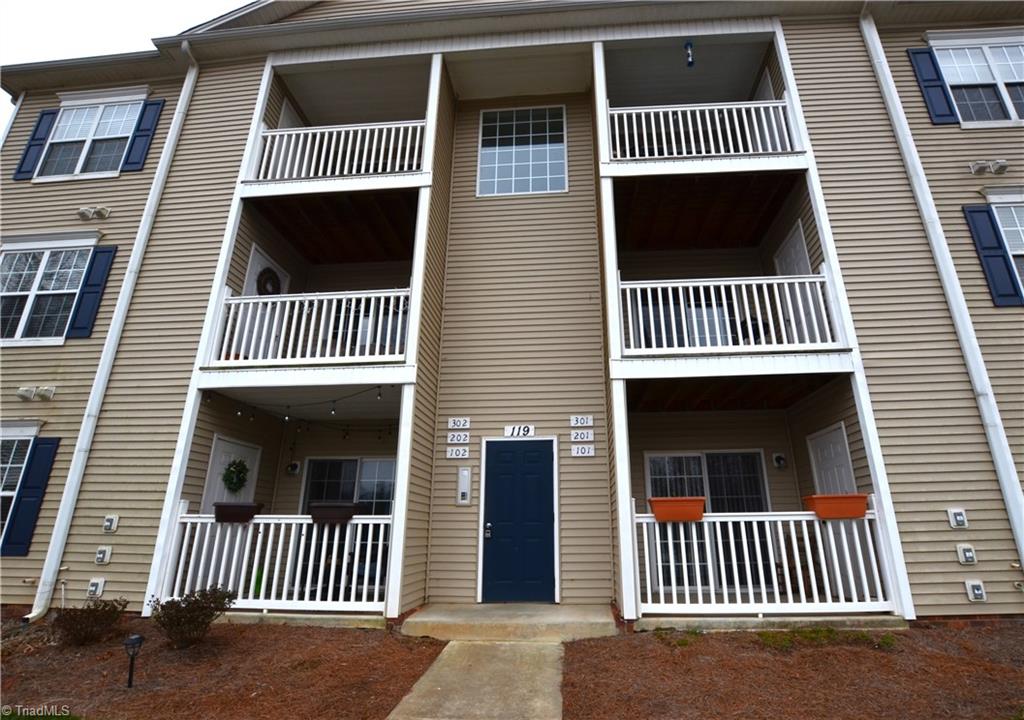 119 Oak Wind Drive Property Photo