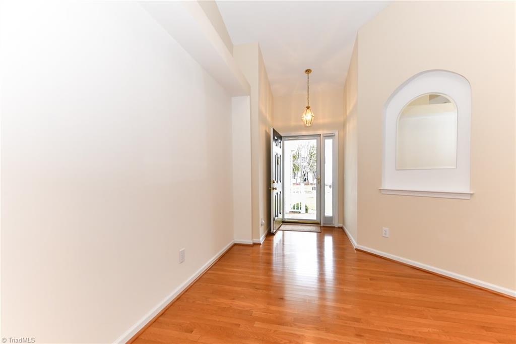 2 Cardwell Point Property Photo 4