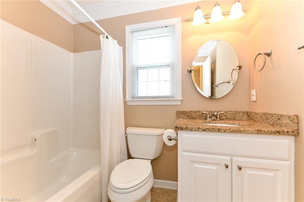2 Cardwell Point Property Photo 25