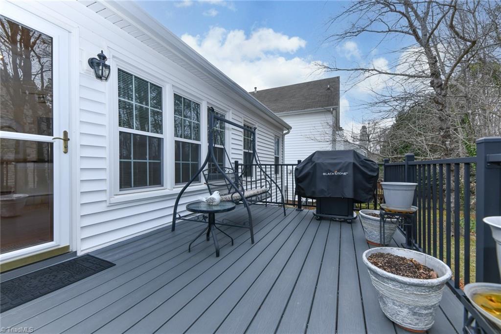 2 Cardwell Point Property Photo 27