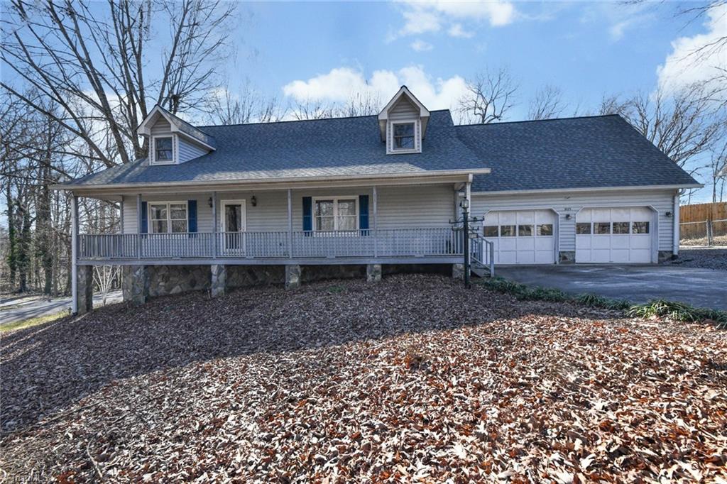 3725 Lynn Oaks Drive Property Photo