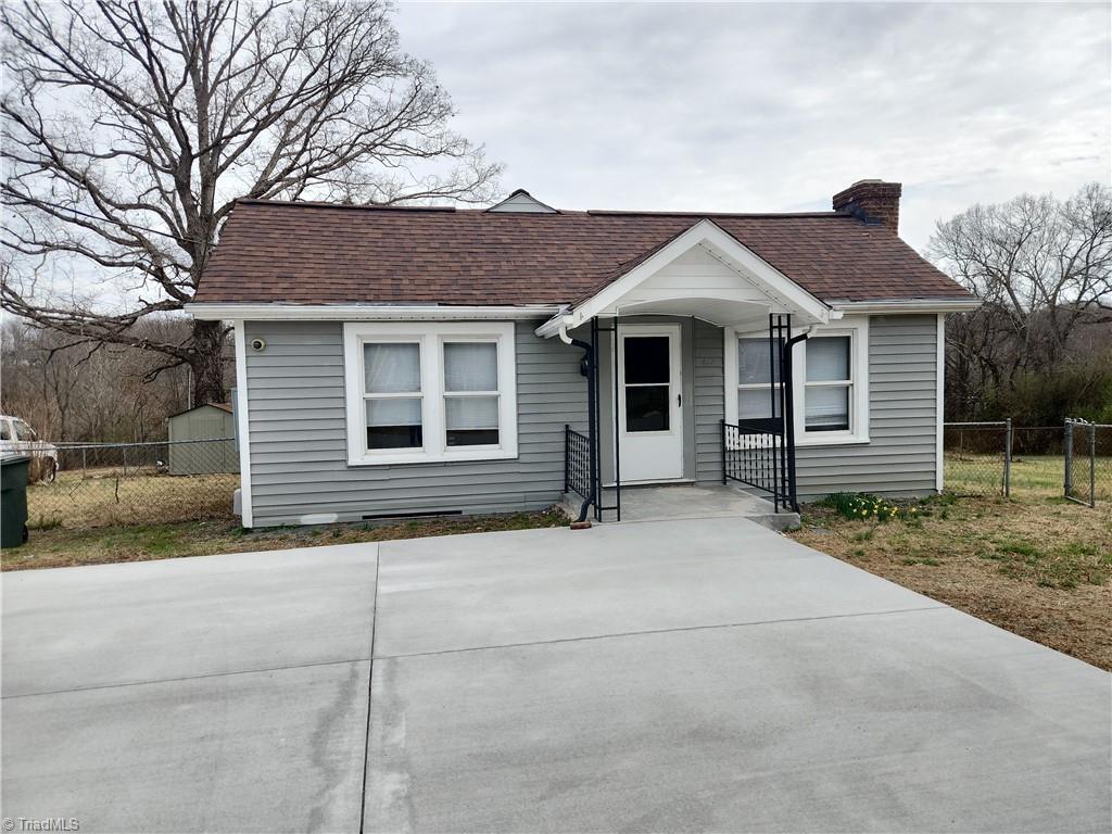 422 Thomas Street Property Photo