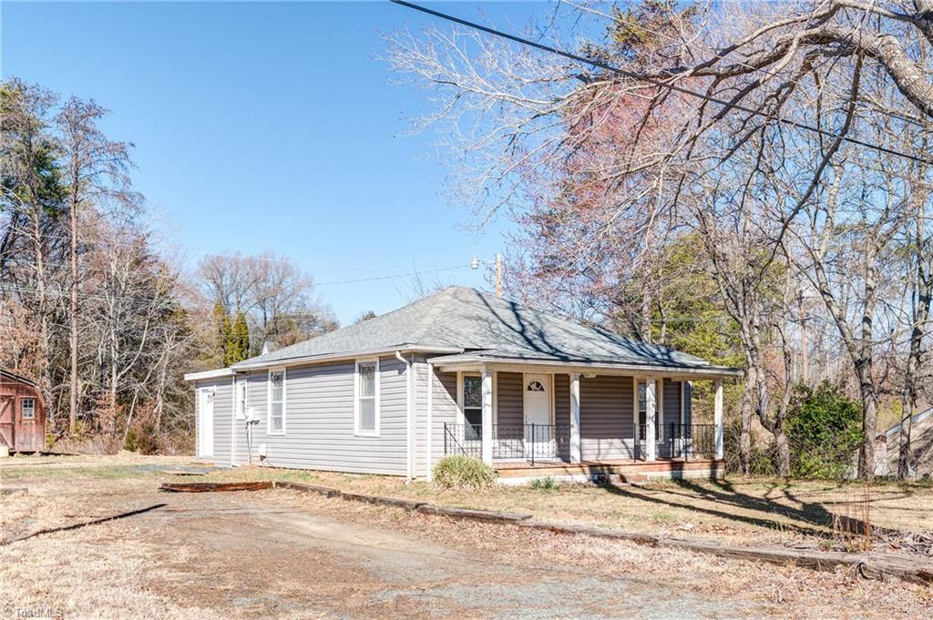 4125 Us Highway 220 Bus Property Photo