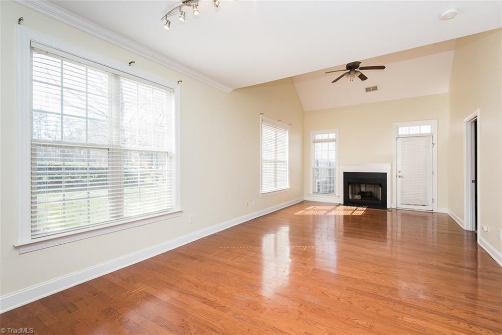 4138 Baylor Street Property Photo 3