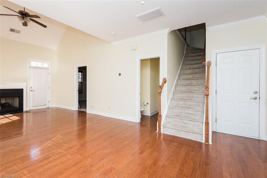 4138 Baylor Street Property Photo 4