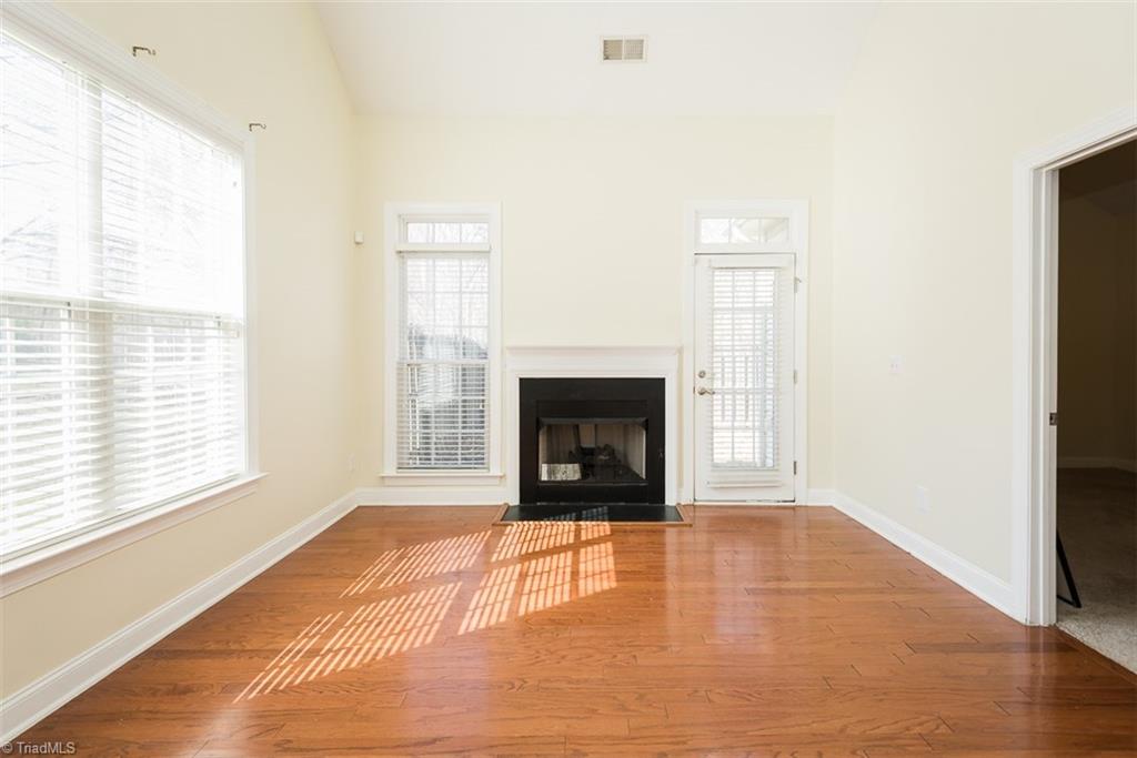4138 Baylor Street Property Photo 5