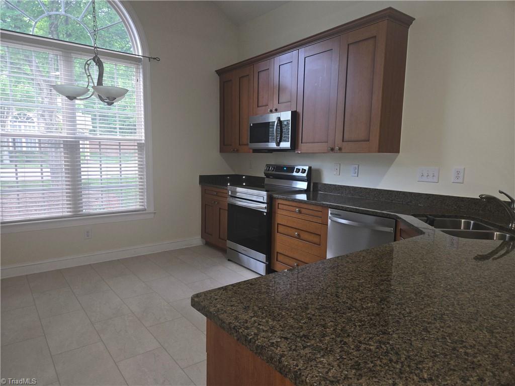 4138 Baylor Street Property Photo 9