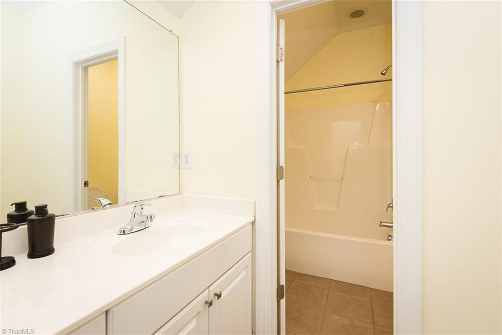 4138 Baylor Street Property Photo 18
