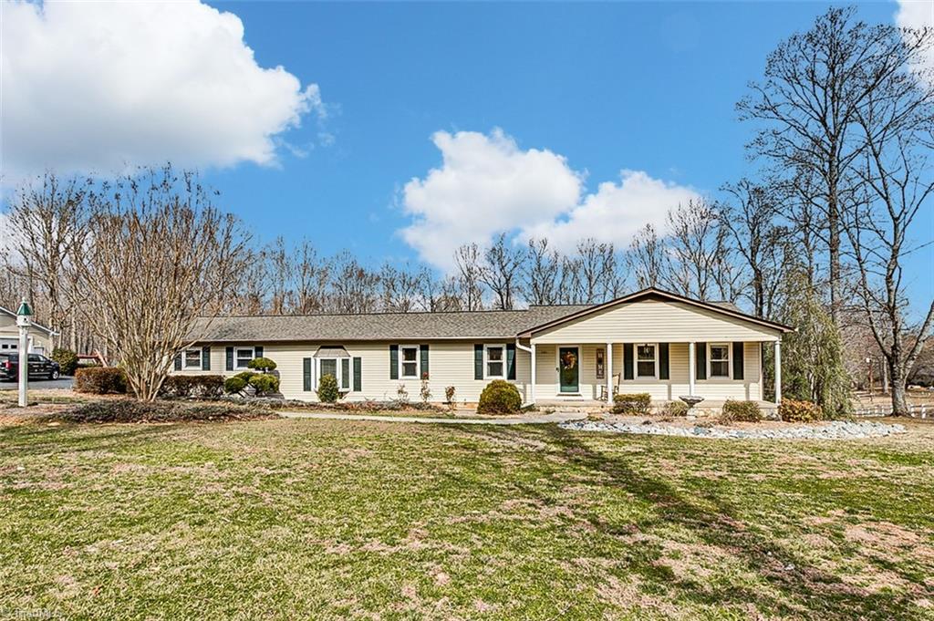 1480 Danny Bell Road Property Photo 1