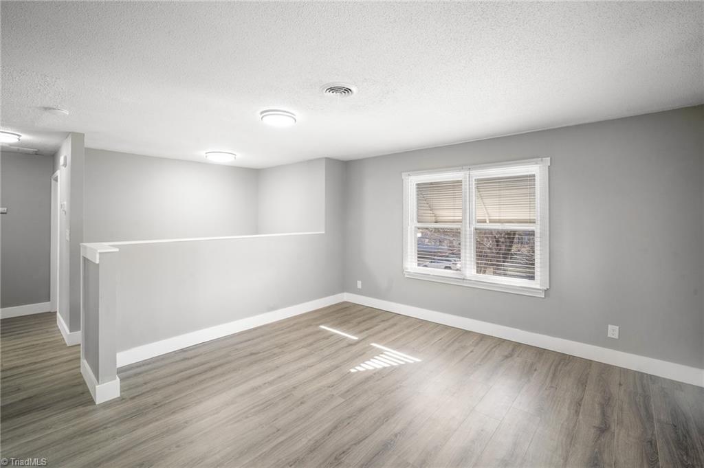 3035 Harvest Drive Property Photo 5