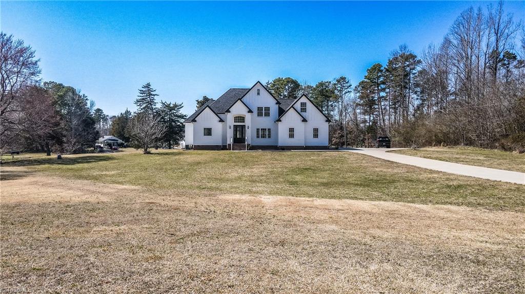5856 Drake Road Property Photo