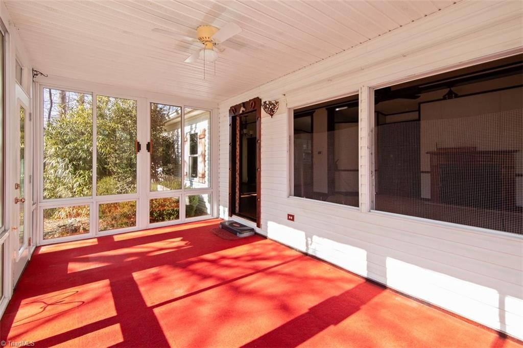 153 S River Lane Property Photo 17