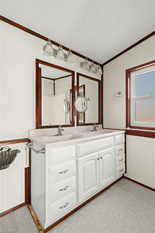 153 S River Lane Property Photo 23