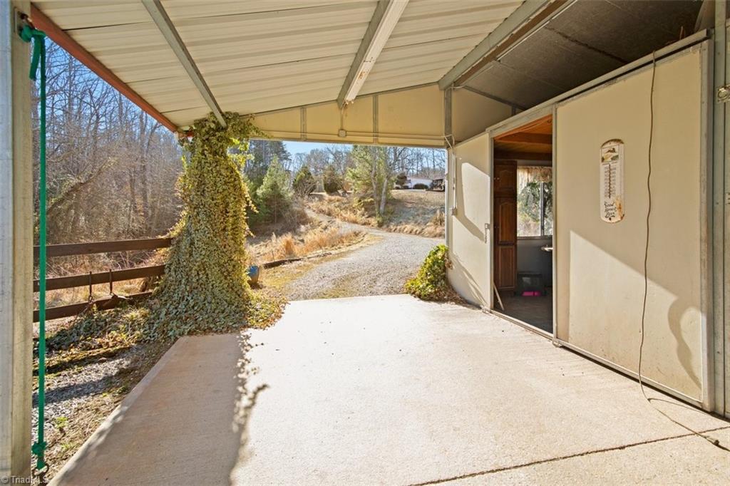 153 S River Lane Property Photo 31