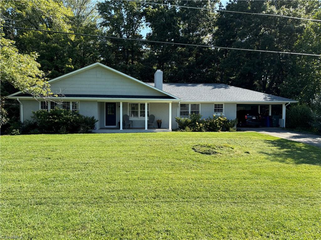 203 Ridgeview Drive Property Photo 1