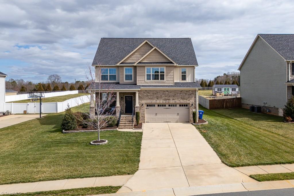 319 Brinkley Circle Property Photo