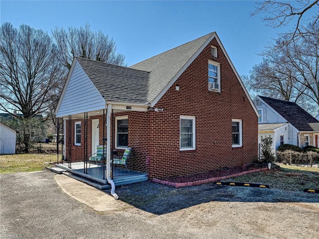 1122 Charles Street Property Photo