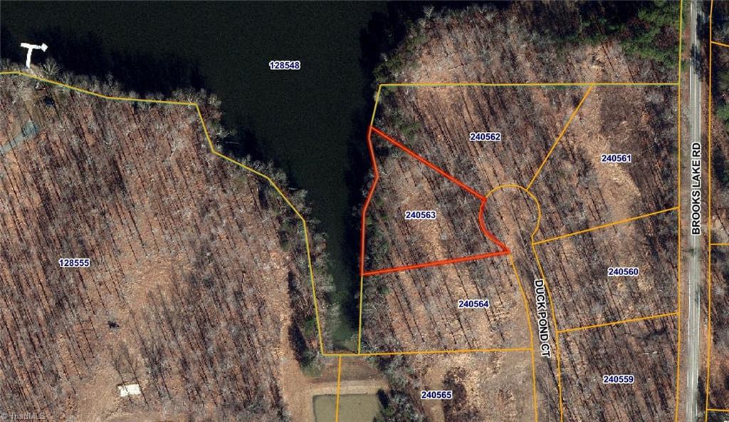 8013 Duck Pond Court Property Photo