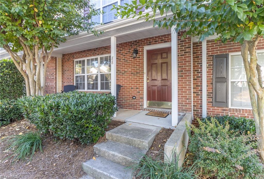 88 Tannenbaum Circle Property Photo