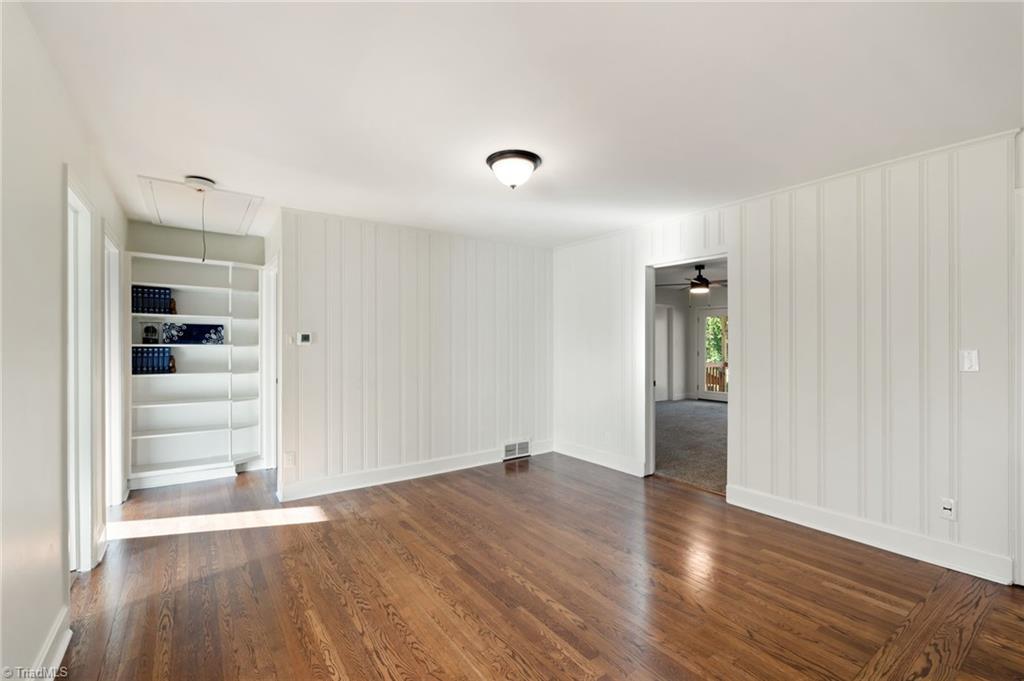 1212 Miller Street Property Photo 8