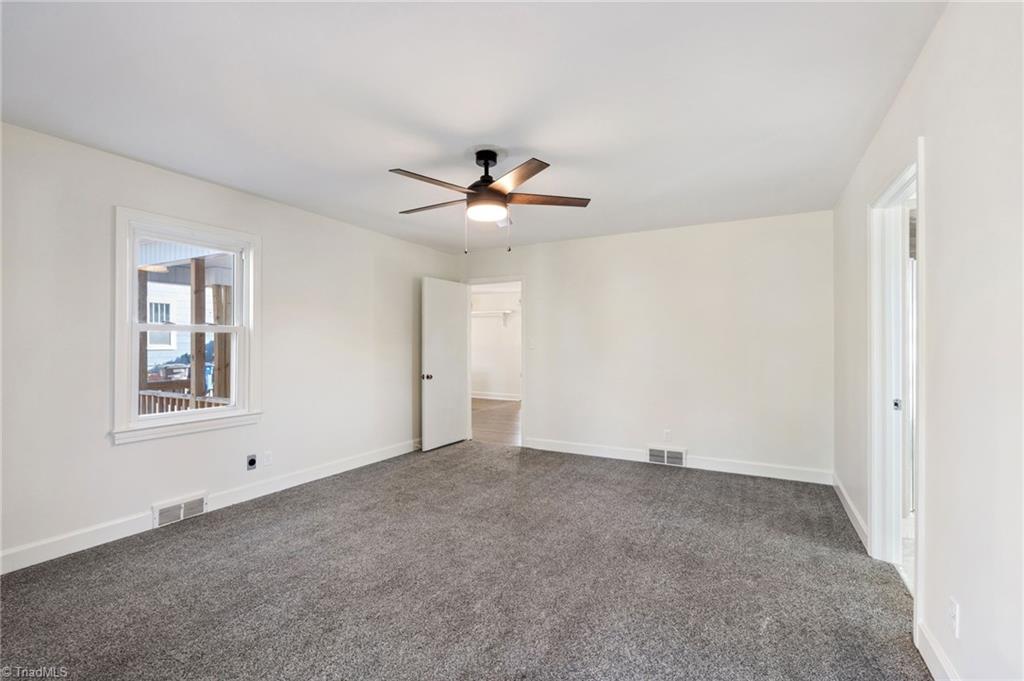 1212 Miller Street Property Photo 17