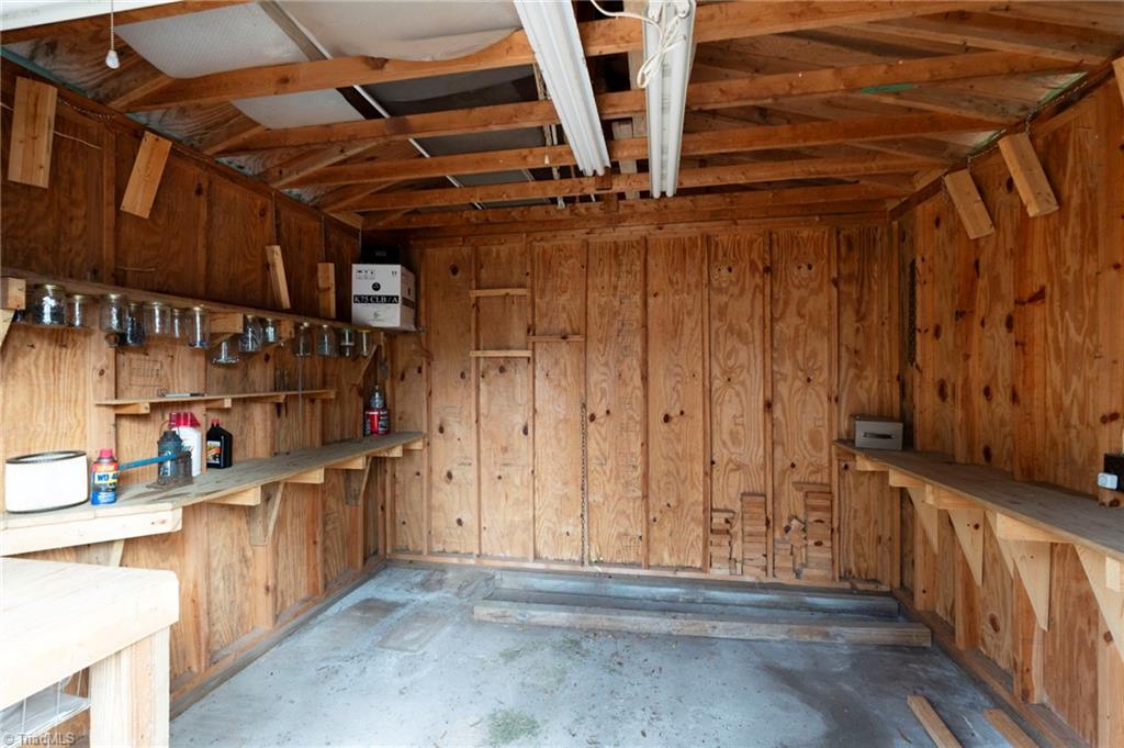1212 Miller Street Property Photo 24