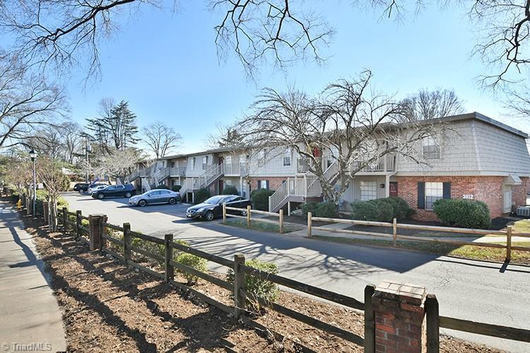 3812-i Country Club Road Property Photo