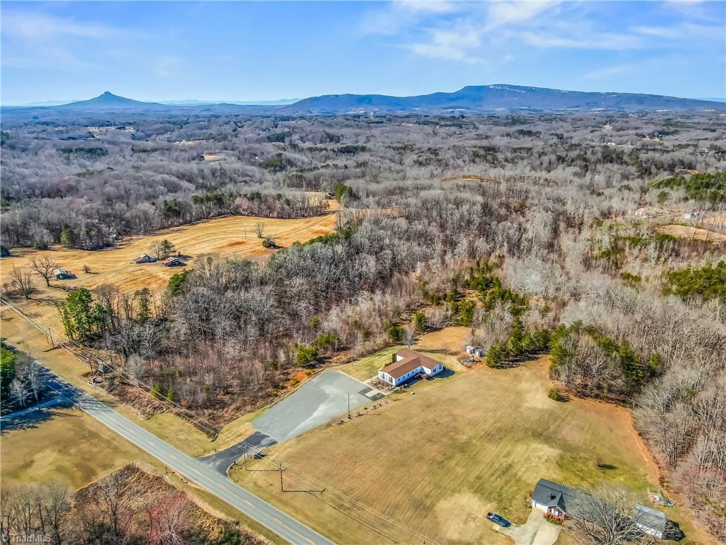 1255 Mountain View Road Property Photo