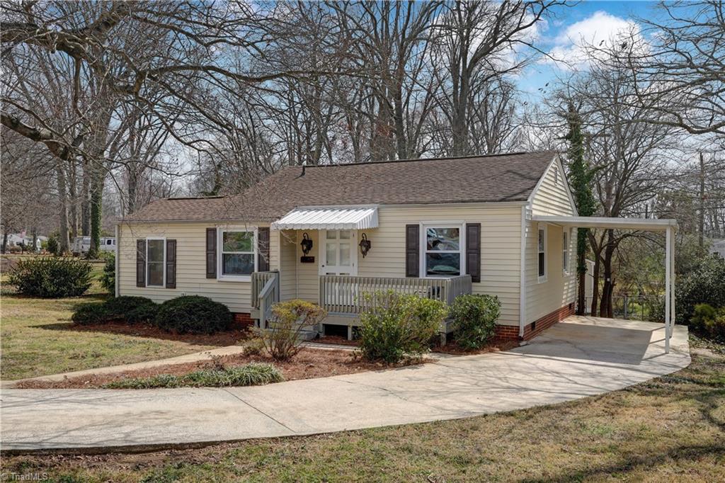 2735 Robin Hood Drive Property Photo